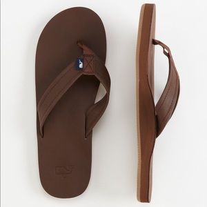 Vineyard Vines Leather Flip Flops.